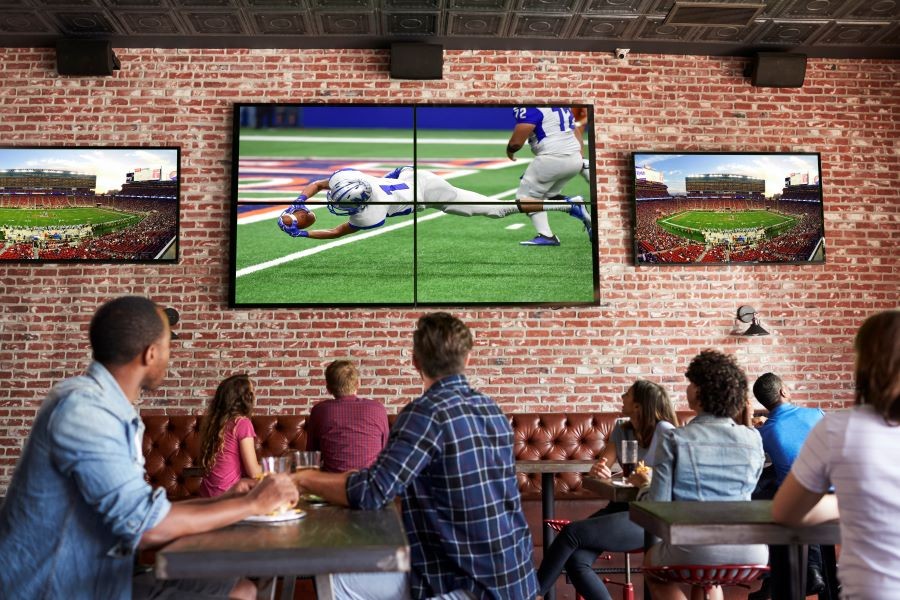create-the-ultimate-entertainment-space-in-your-florida-sports-bar